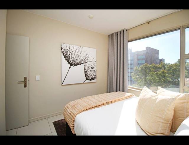 3 BEDROOM APARTMENT TO LET IN ROSEBANK